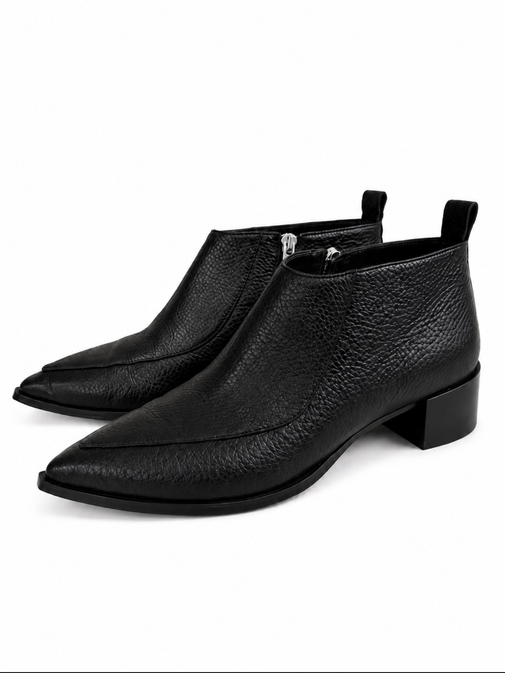 Everlane The Boss Boot Black Pebbled Leather Pointed Toe Booties Size 8 EUC!
